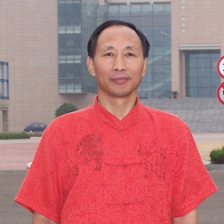 王宇中