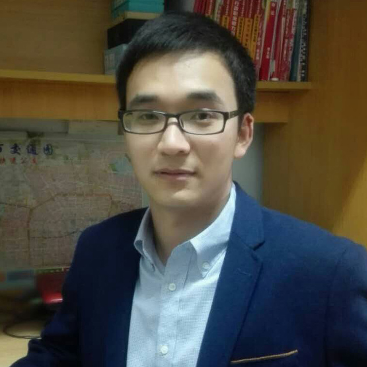 尹磊